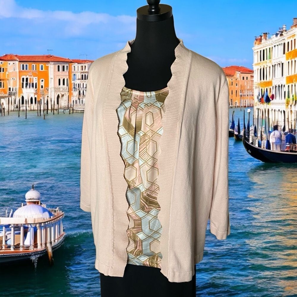 Alfred Dunner Scalloped Cardi with attached  faux blouse Size Medium